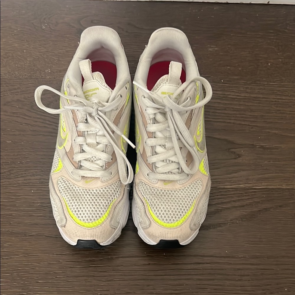 Nike Women's Sneakers in Cream and Neon Yellow